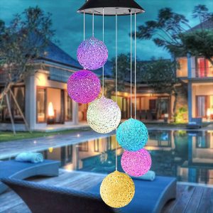 Saulės šviesos diodų pakabinamas šviestuvas | AURAWIND